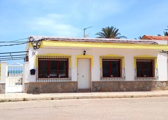 Beachfront House Sea Views Near Historic Cartagena